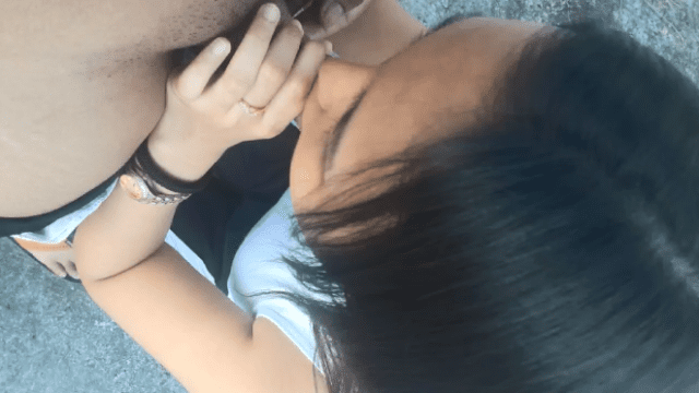 Đang ghi sổ sách mà anh ny gạ chịch 2 - VLXX.AS