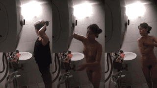 Thêm 1 em xinh gái dáng ngon đi tắm bị quay lén